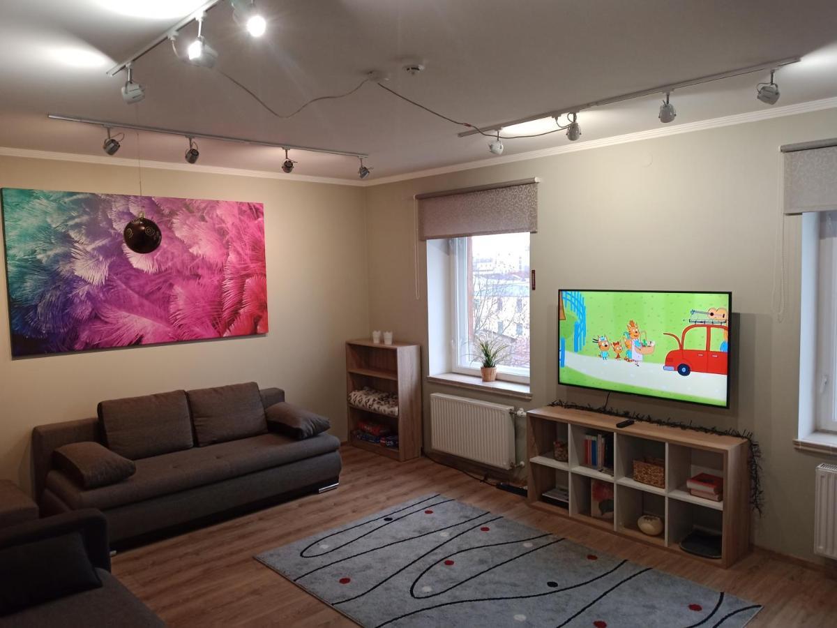 Family Or Group Apartment In Green Center Riga Esterno foto